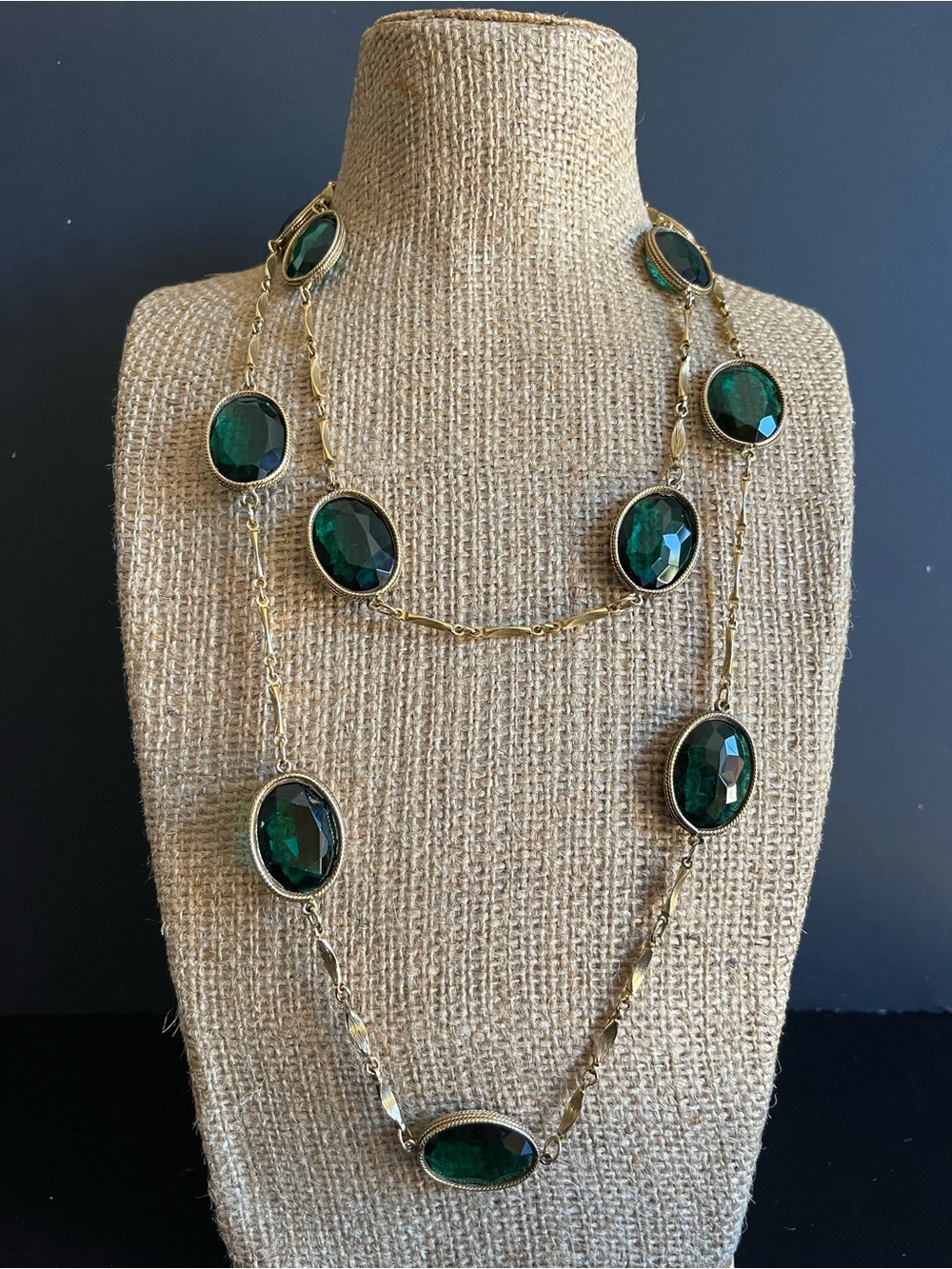 Vintage Accessocraft N.Y.C. Emerald green faceted crystal station necklace.